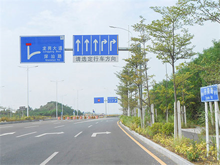 星空体育-IoT多功能智慧市政护栏，集成微型传感器